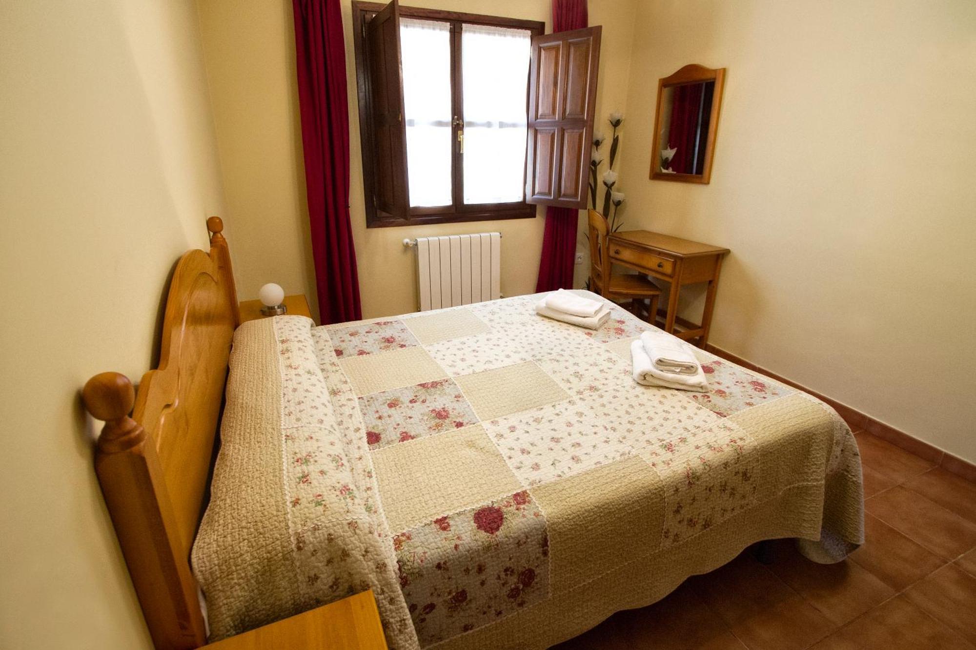 Apartamentos Camin De Pelayo Las Rozas Phòng bức ảnh
