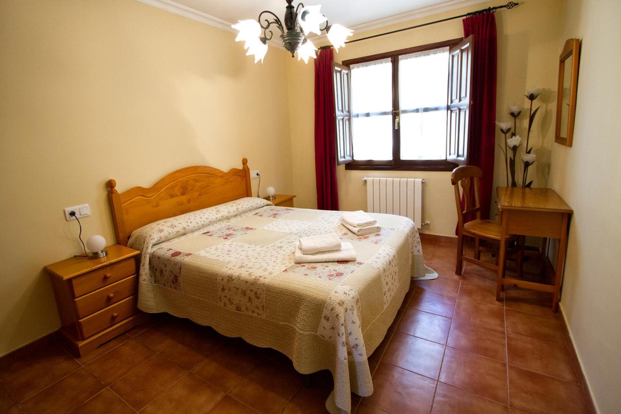 Apartamentos Camin De Pelayo Las Rozas Phòng bức ảnh
